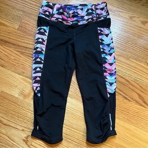 Athleta Girl black cropped leggings with multicolored detail size medium 8-10